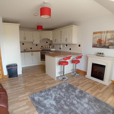 The Red Door Townhouse Apartment Ardara Exterior photo